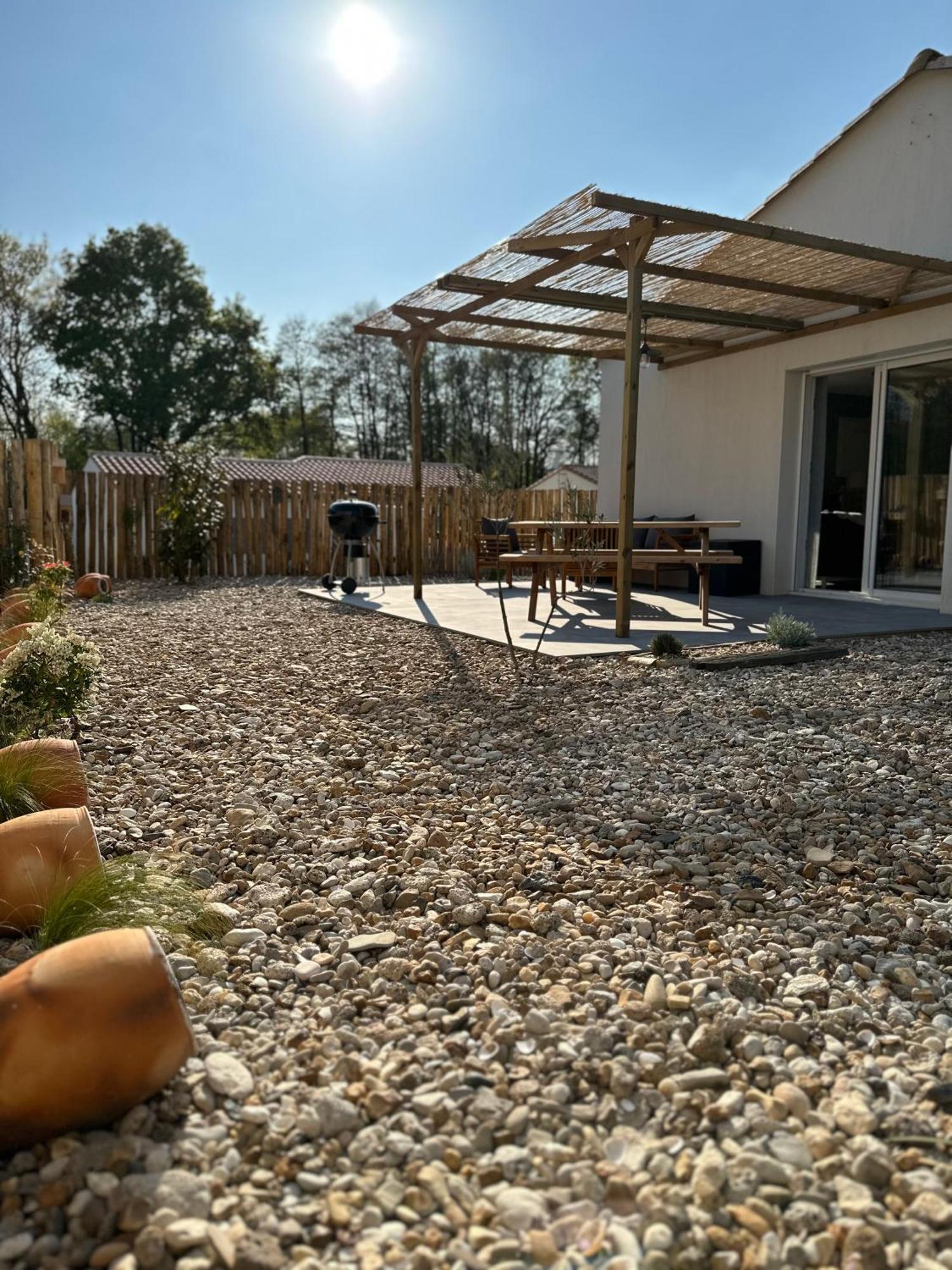 Maison Au Calme Pres Des Plages Poiroux ภายนอก รูปภาพ